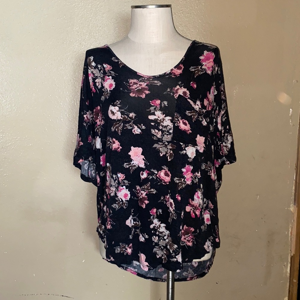 Rue 21+ Floral Top